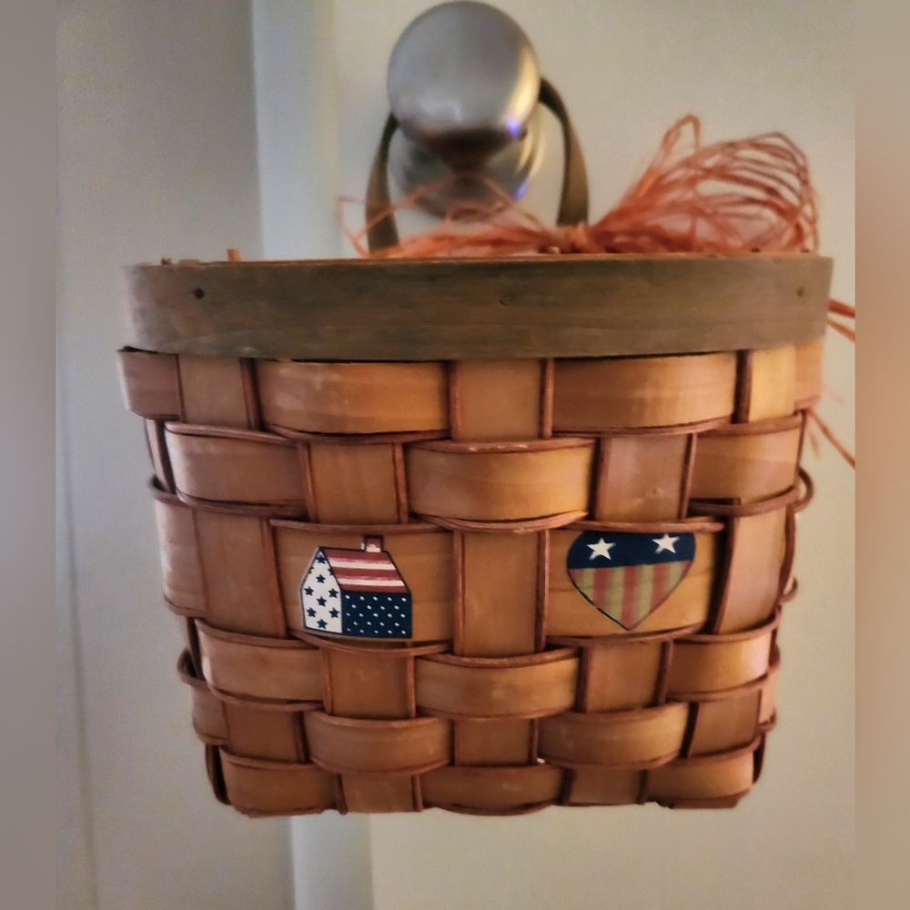 Basket Americana Vintage Bent Oak Wall Hanging Hand Painted 8"x6"x6"